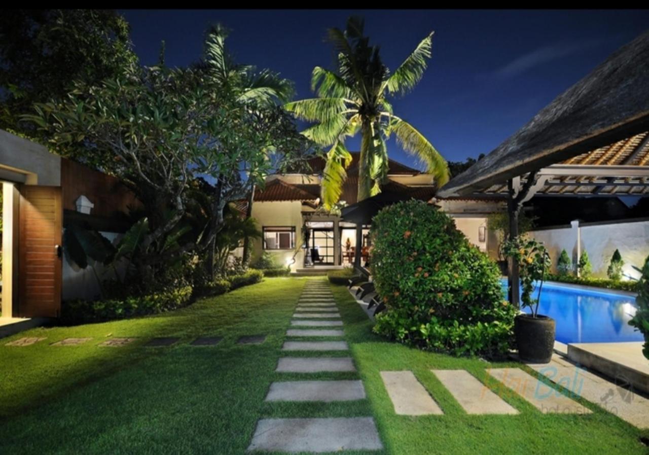 Villa Seminyak William Exteriör bild